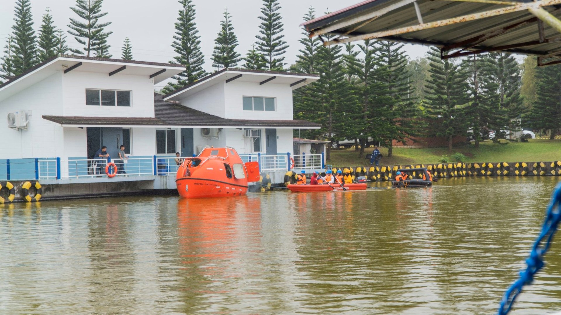 COMPASS Maritime lifeboat lagoon practical training